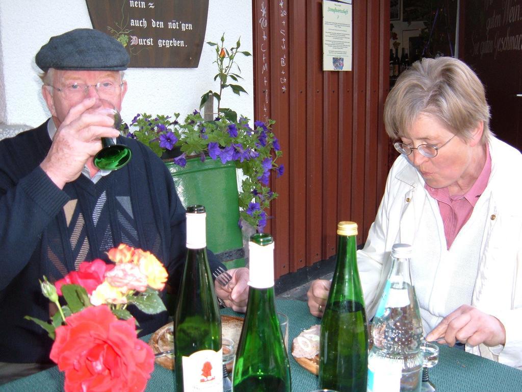 Kleines Winzerhauschen Vila Bremm Quarto foto